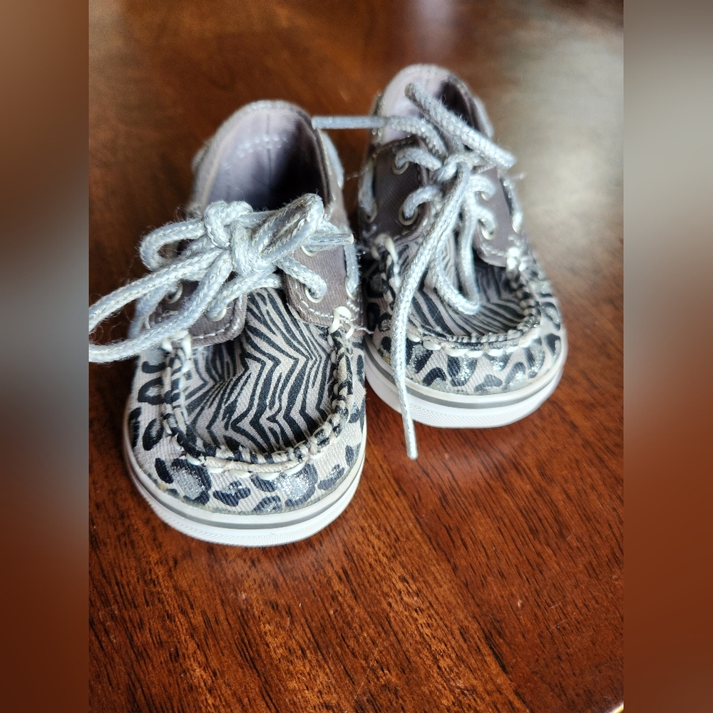 Stylish Gray and Silver Infant Girls Shoes